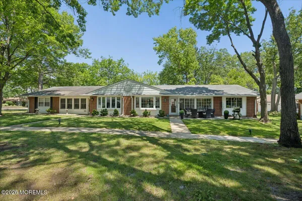 Property Slideshow image 2 of 28 | 584b lake point dr, Lakewood, NJ, 08701