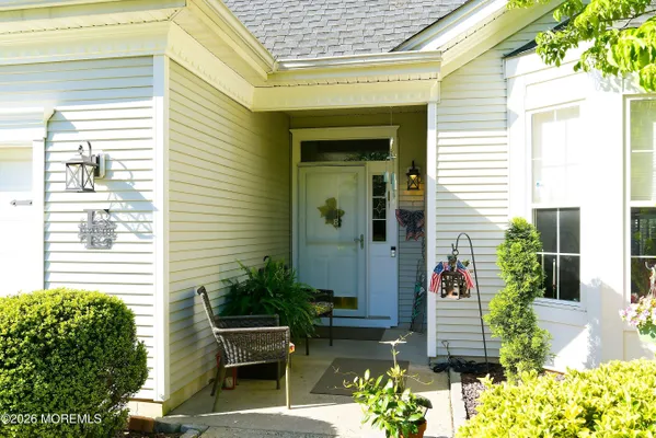 Property Slideshow image 3 of 55 | 4 april springs ct, Lakewood, NJ, 08701