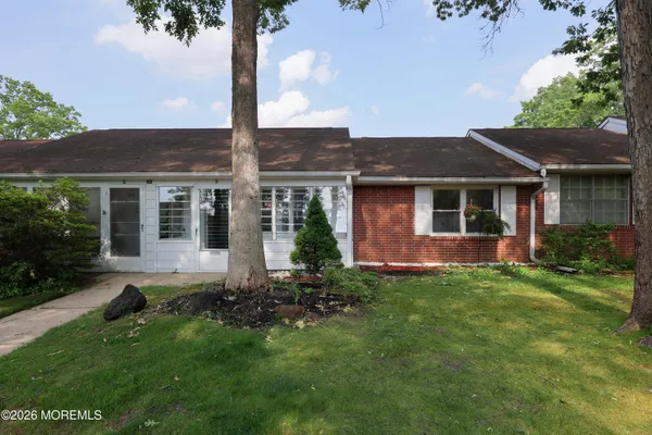 Property Slideshow image 2 of 34 | 62d buckingham dr, Lakewood, NJ, 08701
