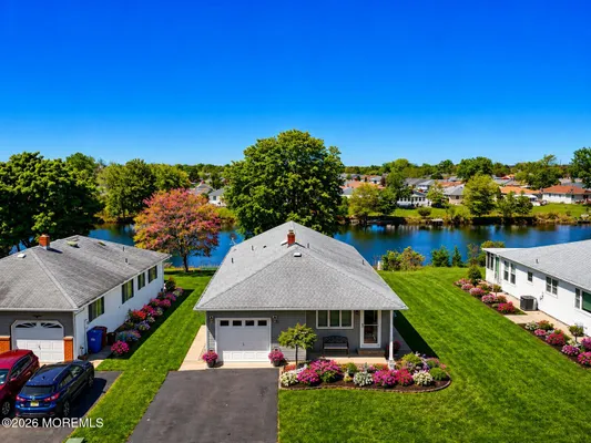 Property Slideshow image 3 of 25 | 751 jamaica blvd, Toms River, NJ, 08757
