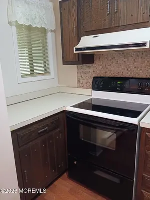 Property Slideshow image 3 of 11 | 99 arrowood rd j, Manalapan, NJ, 07726
