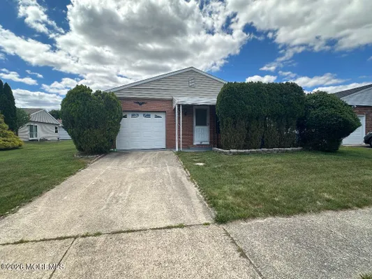 Property Slideshow image 2 of 37 | 57 encinitas dr, Toms River, NJ, 08757