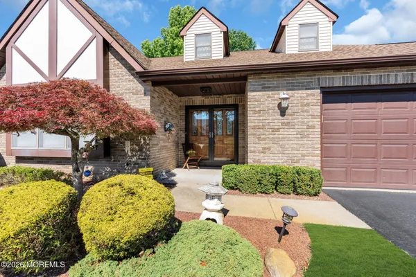 Property Slideshow image 2 of 33 | 7 abbey ln, Marlboro, NJ, 07746