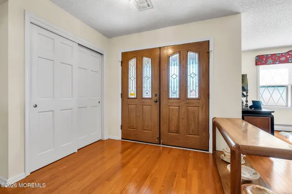 Property Slideshow image 3 of 33 | 7 abbey ln, Marlboro, NJ, 07746