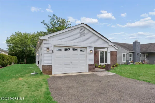 Property Slideshow image 2 of 30 | 15 frilham ln, Manchester, NJ, 08759