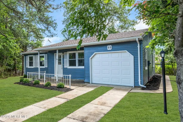 Property Slideshow image 3 of 36 | 55 chelsea dr, Whiting, NJ, 08759