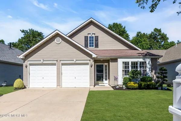 Property Slideshow image 2 of 57 | 55 cypress point ln, Jackson, NJ, 08527