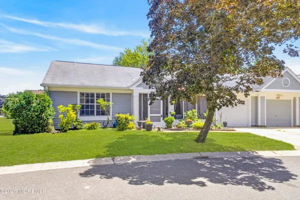 Property Slideshow image 3 of 34 | 1148a thornbury ln, Manchester, NJ, 08759