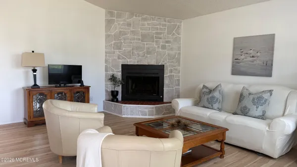 Property Slideshow image 2 of 19 | 20 mariner pl, Brick, NJ, 08723