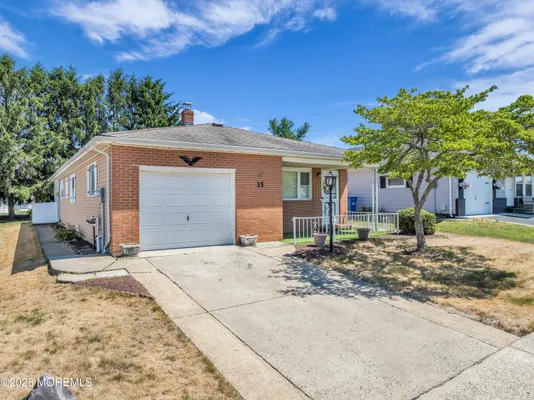 Property Slideshow image 2 of 27 | 35 puerto vallarta st, Toms River, NJ, 08757