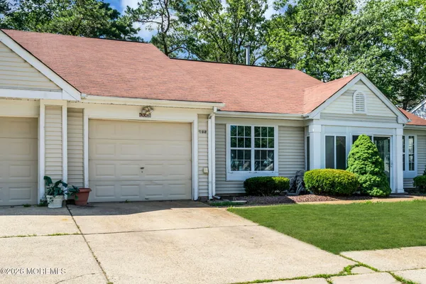 Property Slideshow image 3 of 62 | 1206b thornbury ln, Manchester, NJ, 08759