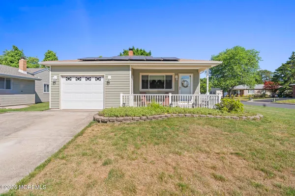 Property Slideshow image 2 of 46 | 2 biscayne st, Toms River, NJ, 08757