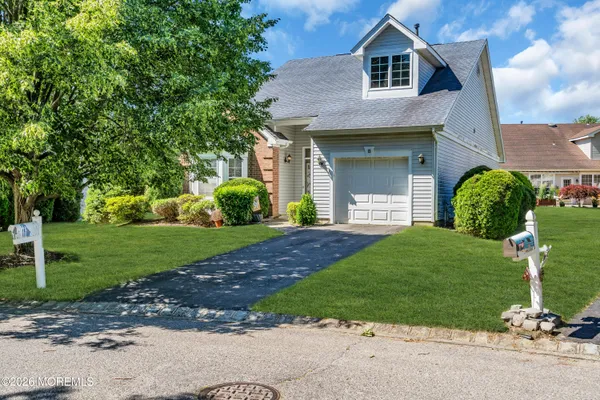 Property Slideshow image 2 of 36 | 12 wharfside way, Bayville, NJ, 08721