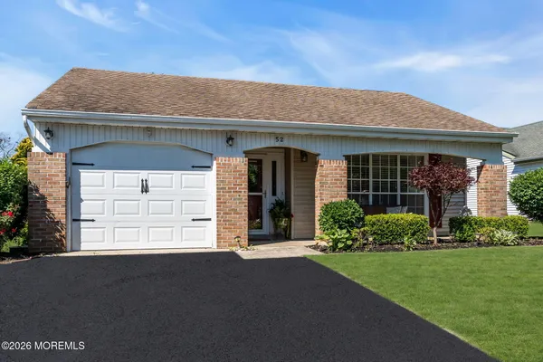 Property Slideshow image 2 of 38 | 52 greenwich ave, Manchester, NJ, 08759