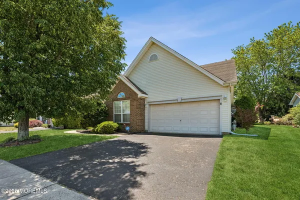 Property Slideshow image 2 of 39 | 170 sylvan lake blvd, Bayville, NJ, 08721