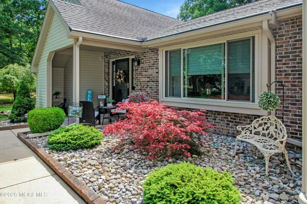 Property Slideshow image 2 of 62 | 46 morning glory ln, Whiting, NJ, 08759