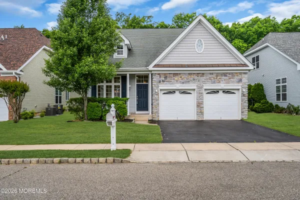 Property Slideshow image 2 of 50 | 39 plymouth way, Barnegat, NJ, 08005