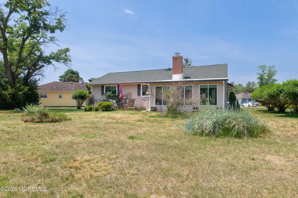 Property Slideshow image 3 of 36 | 6 carrazal ct, Toms River, NJ, 08757
