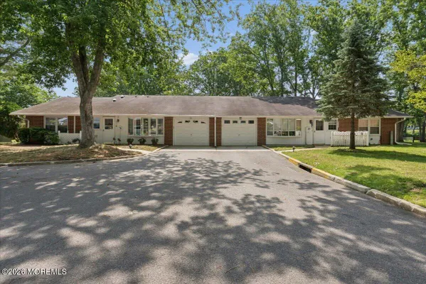 Property Slideshow image 2 of 24 | 581 lake point dr a, Lakewood, NJ, 08701