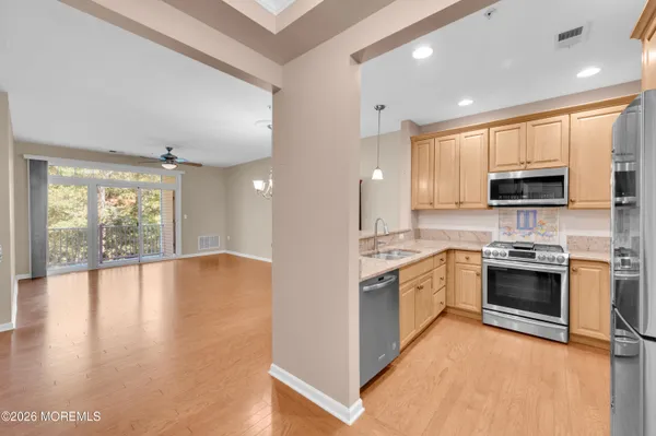 Property Slideshow image 3 of 41 | 724 amy ct, Lakewood, NJ, 08701