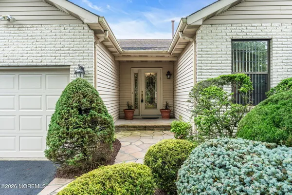 Property Slideshow image 3 of 30 | 36 murray hill ter, Marlboro, NJ, 07746