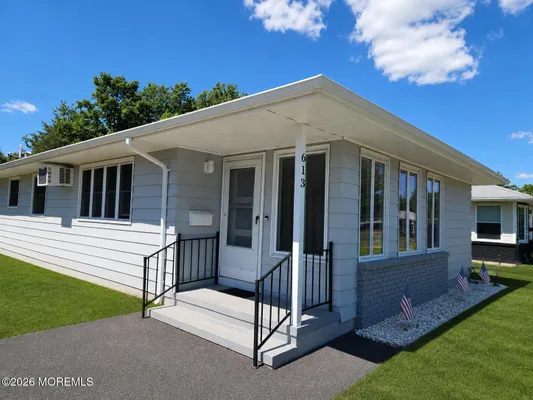 Property Slideshow image 2 of 5 | 613 jamaica blvd, Toms River, NJ, 08757