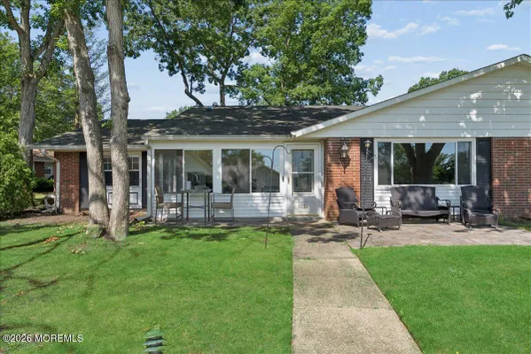 Property Slideshow image 3 of 29 | 603a lake point dr, Lakewood, NJ, 08701