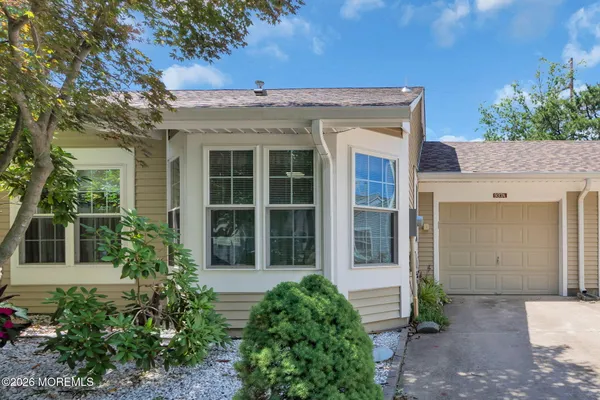 Property Slideshow image 3 of 75 | 937a liverpool cir, Manchester, NJ, 08759