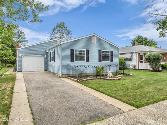 Property Slideshow image 3 of 29 | 33 pirogue st, Toms River, NJ, 08757