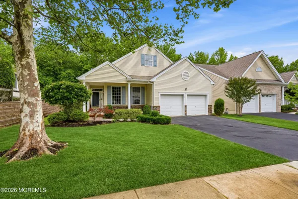 Property Slideshow image 2 of 55 | 11 morning glory dr, Ocean Twp, NJ, 07712