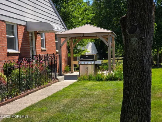 Property Slideshow image 2 of 25 | 1 salem dr b, Whiting, NJ, 08759