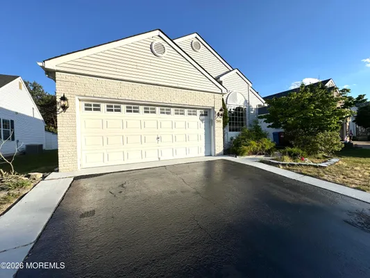 Property Slideshow image 2 of 56 | 340 jamaica blvd, Toms River, NJ, 08757