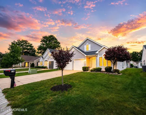 Property Slideshow image 2 of 37 | 18 eaton ct, Jackson, NJ, 08527