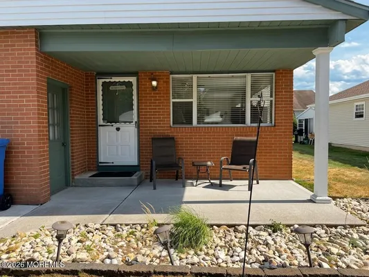 Property Slideshow image 2 of 20 | 12 doral dr, Toms River, NJ, 08757
