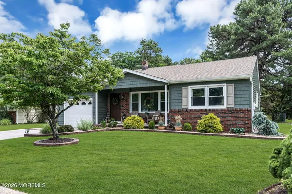 Property Slideshow image 3 of 61 | 12 millbrook dr, Toms River, NJ, 08757