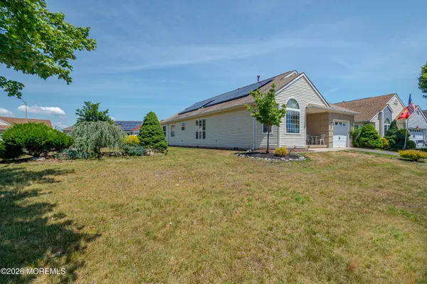 Property Slideshow image 2 of 22 | 87 canterbury ln, Toms River, NJ, 08757