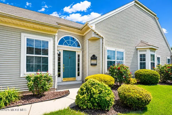 Property Slideshow image 2 of 25 | 29 arcadia dr, Manchester, NJ, 08759