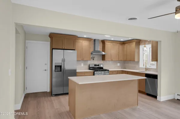 Property Slideshow image 3 of 25 | 103 edgewater ct, Toms River, NJ, 08757