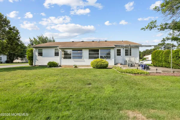 Property Slideshow image 2 of 30 | 7 foxboro ct, Whiting, NJ, 08759