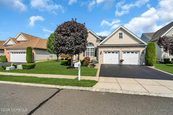 Property Slideshow image 3 of 45 | 117 kings mill rd, Monroe, NJ, 08831