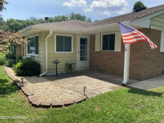 Property Slideshow image 2 of 35 | 9 a w lake dr a, Manchester, NJ, 08759
