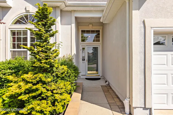 Property Slideshow image 2 of 82 | 7 masters ct, Little Egg Harbor, NJ, 08087