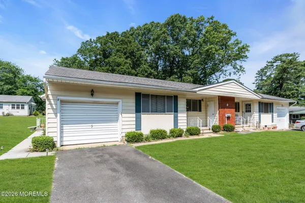 Property Slideshow image 2 of 24 | 2 b connecticut dr b, Whiting, NJ, 08759