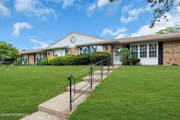 Property Slideshow image 3 of 37 | 5b edinburgh ln, Manchester, NJ, 08759