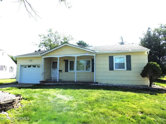 Property Slideshow image 2 of 34 | 36 gower ct, Toms River, NJ, 08757