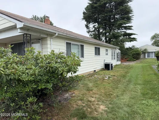 Property Slideshow image 3 of 7 | 11 vail st, Toms River, NJ, 08757