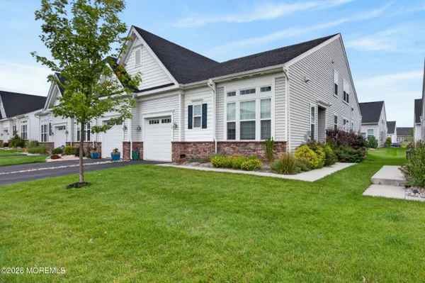 Property Slideshow image 2 of 26 | 18 gulfstream rd, New Egypt, NJ, 08533