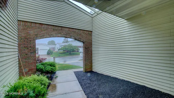 Property Slideshow image 3 of 42 | 7 lakeview dr, Marlboro, NJ, 07746