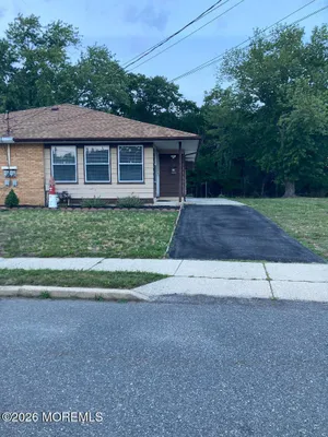Property Slideshow image 2 of 22 | 16 allaire dr, Toms River, NJ, 08753