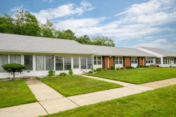 Property Slideshow image 3 of 33 | 343b canterbury ct 1002, Lakewood, NJ, 08701